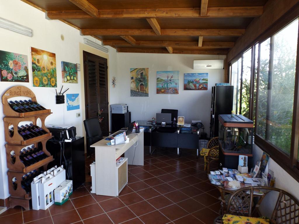 Case Vacanza Torre Lupa Marsala Bagian luar foto