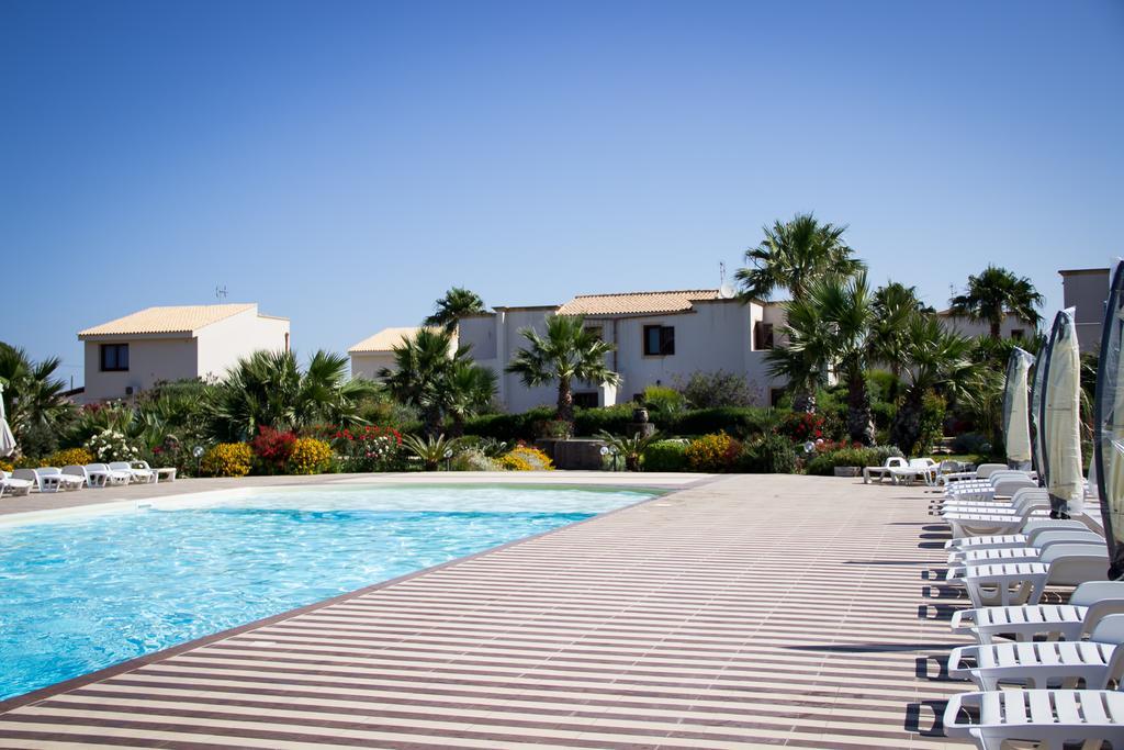 Case Vacanza Torre Lupa Marsala Bagian luar foto