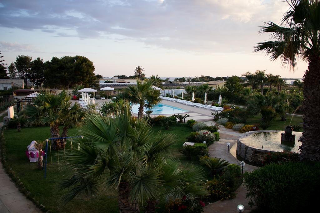 Case Vacanza Torre Lupa Marsala Bagian luar foto